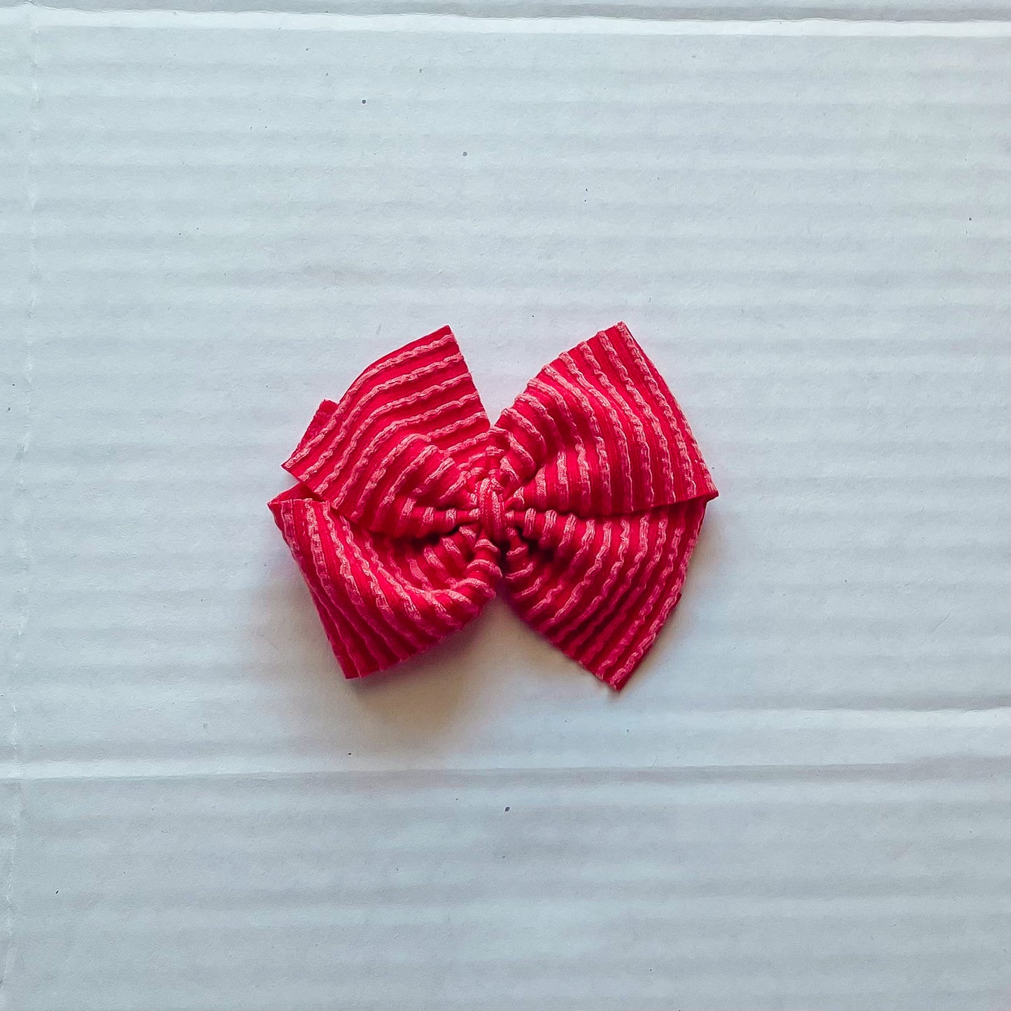 Red Waved Bow