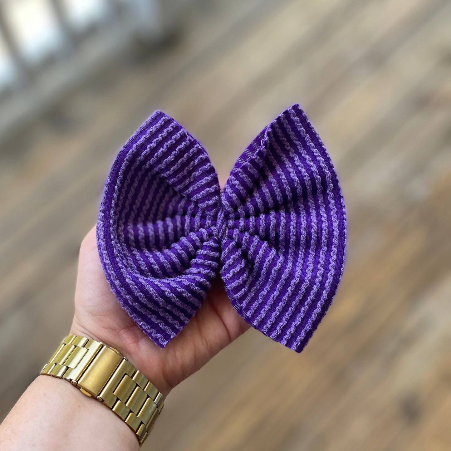 Purple Waved Bow