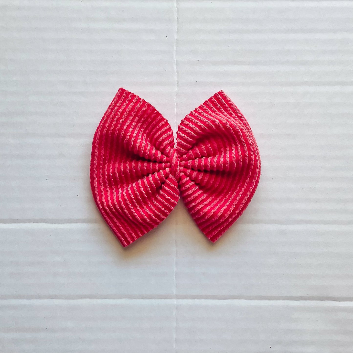 Red Waved Bow