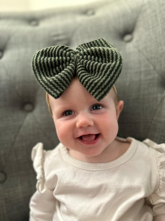 Olive Waved Bow