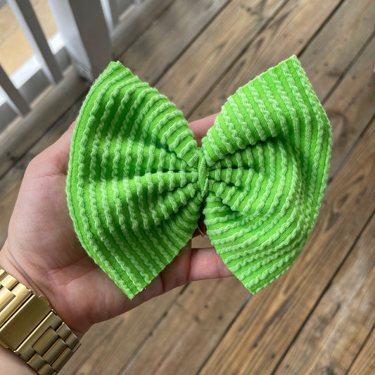 Lime Waved Bow